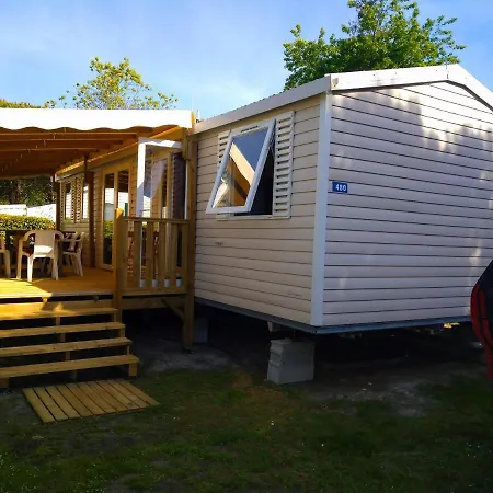 La Réserve Camp 4*gastes Mobil 6/8 P Camping *